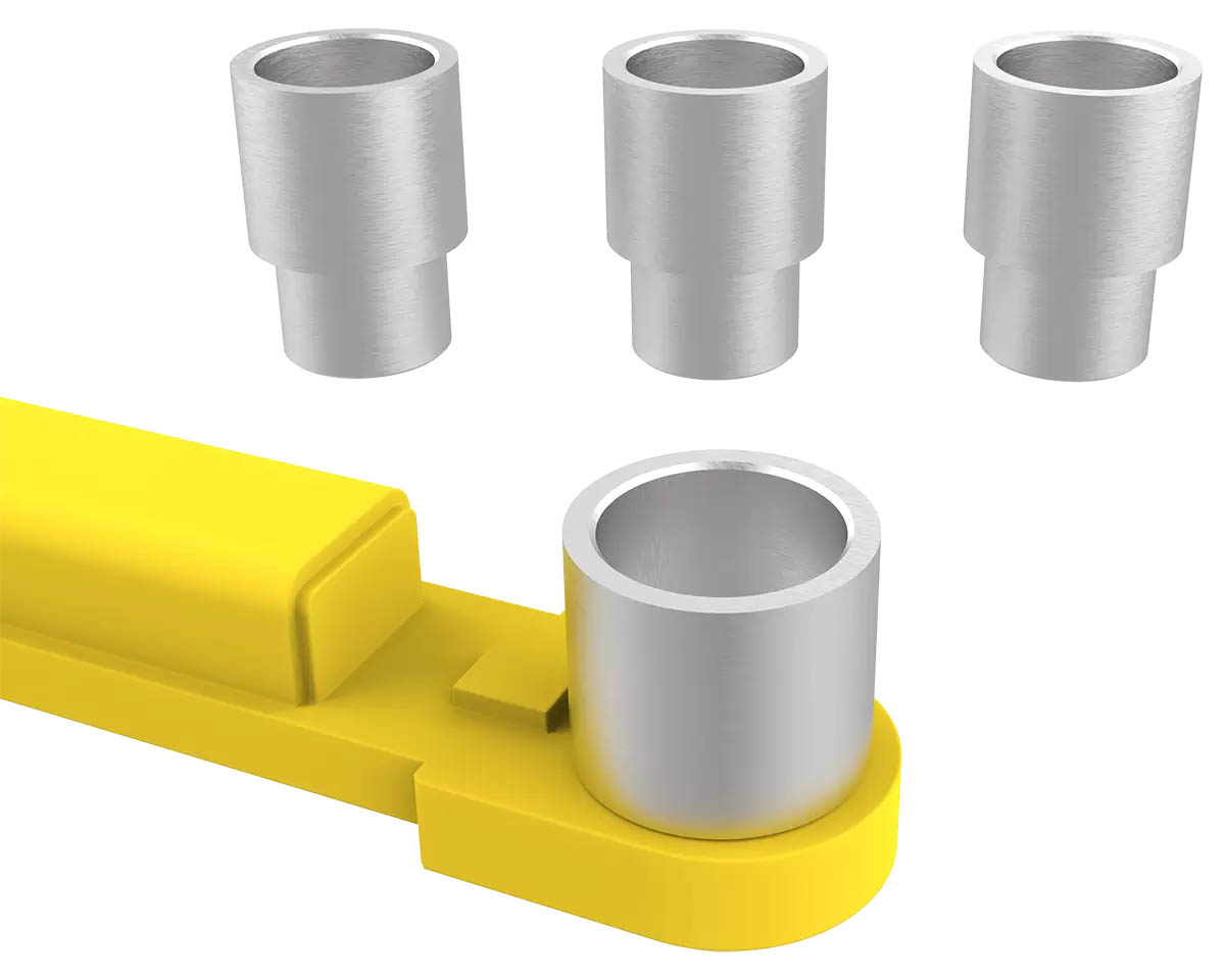 4-piece 63mm stackable adapter set included