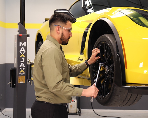 MaxJax® M7K 26 MaxJax stow to go in less than 15-minutes